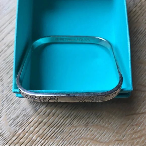 Tiffany & Co Love notes bracelet silver mint cond price firm!